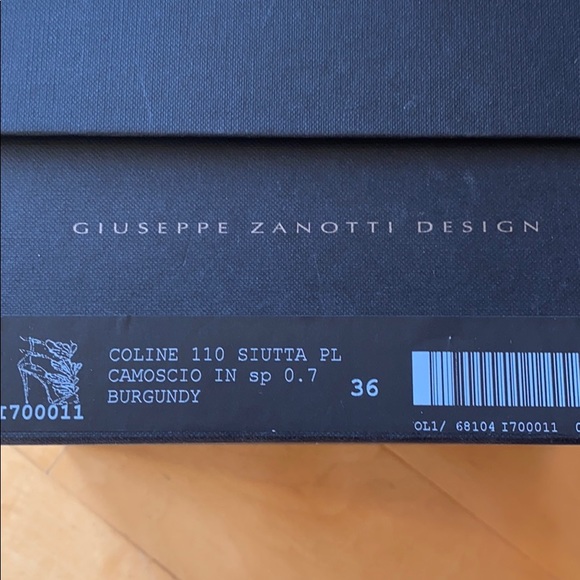 Giuseppe Zanotti “cruel summer” metal wings. - Picture 7 of 8